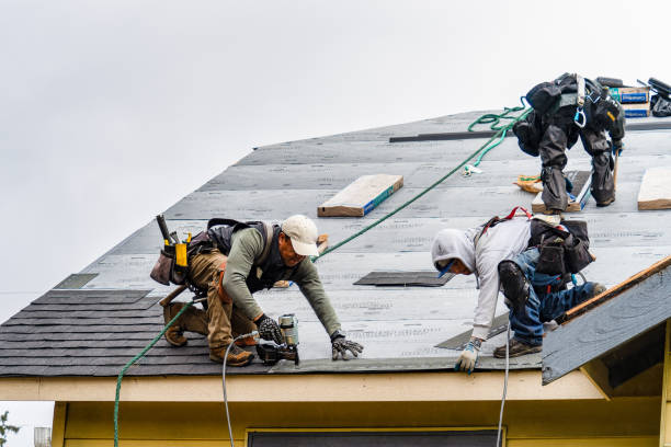 Professional Gutter Installation technician working in Ridgefield, CT